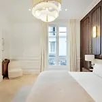 Quiet And Central Apartment